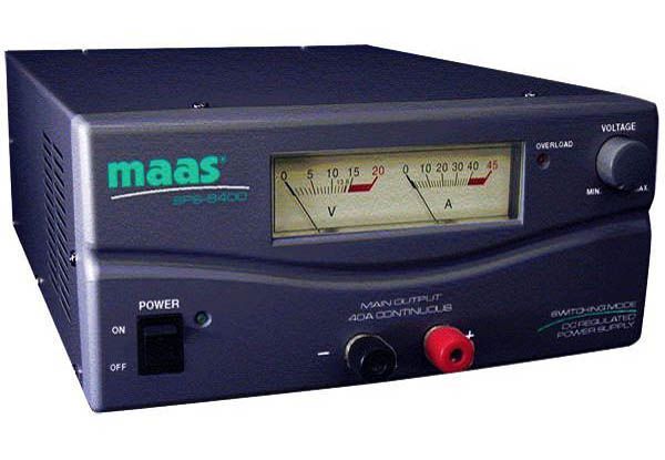 SPS-8400 - Schaltnetzteil 3-15V 40A mit 2 Instrumenten