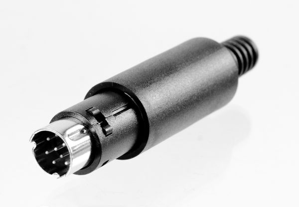 Mini-DIN-Stecker 9-Pol