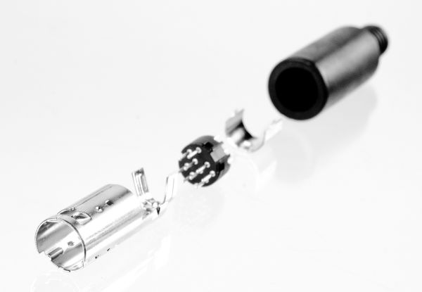 Mini-DIN-Stecker 9-Pol