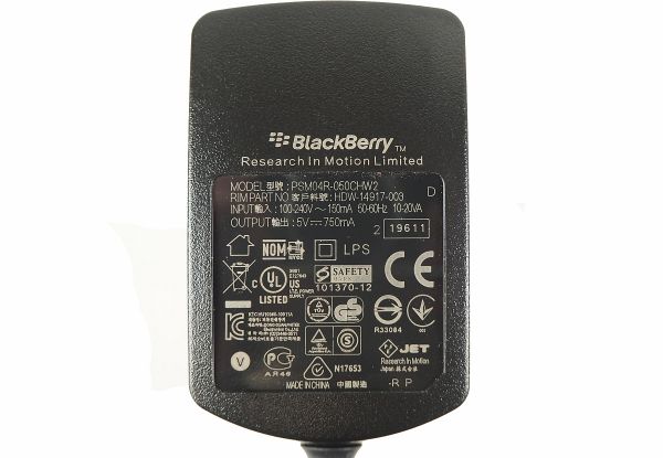 Blackberry Stecker-Schaltnetzteil 5V 750mA mit Mini-USB-Stecker