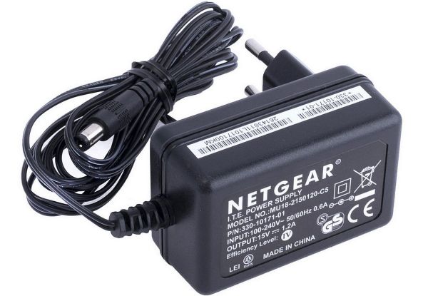 NETGEAR MU18-2150120-C5 - Stecker-Schaltnetzteil 15V 1,2A