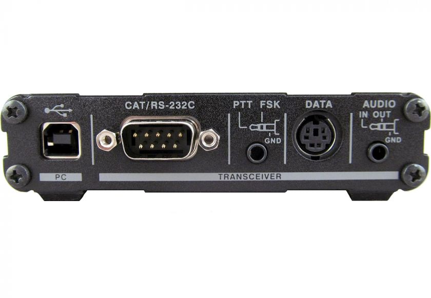 Yaesu SCU-17 USB-CAT-/Soundkarten-Interface mit eingebauter