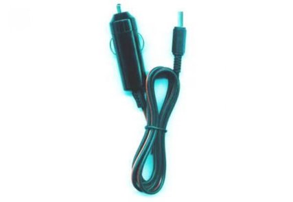 Das 12/24-Volt-Kfz-Ladekabel mit...