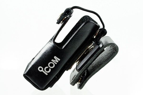 Icom LC-3020S Ledertasche mit Drehgürtelhalter